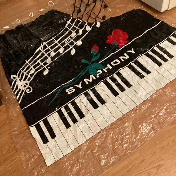 Shower Curtain Music Notes Piano Keys Roses Plastic with Set of White Hooks VGUC - Picture 6 of 8